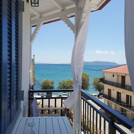 Blue Window Apartment ฟีนีคุนตา ภายนอก รูปภาพ